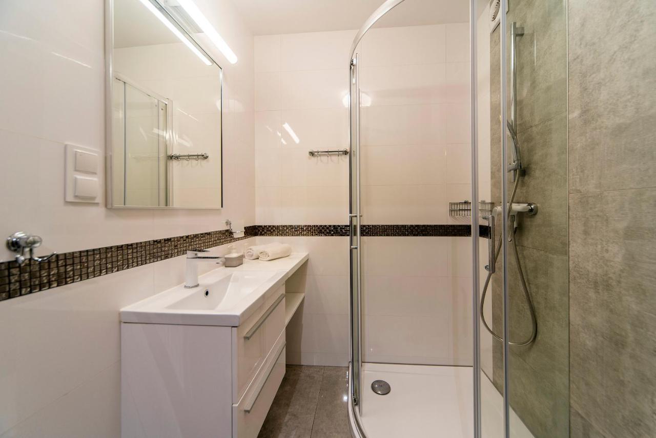 Apartamenty Sun & Ski Willa Nad Strumieniem Nadrzeczna 3D I 3E - Centrum 300M คาร์ปัตซ์ ภายนอก รูปภาพ